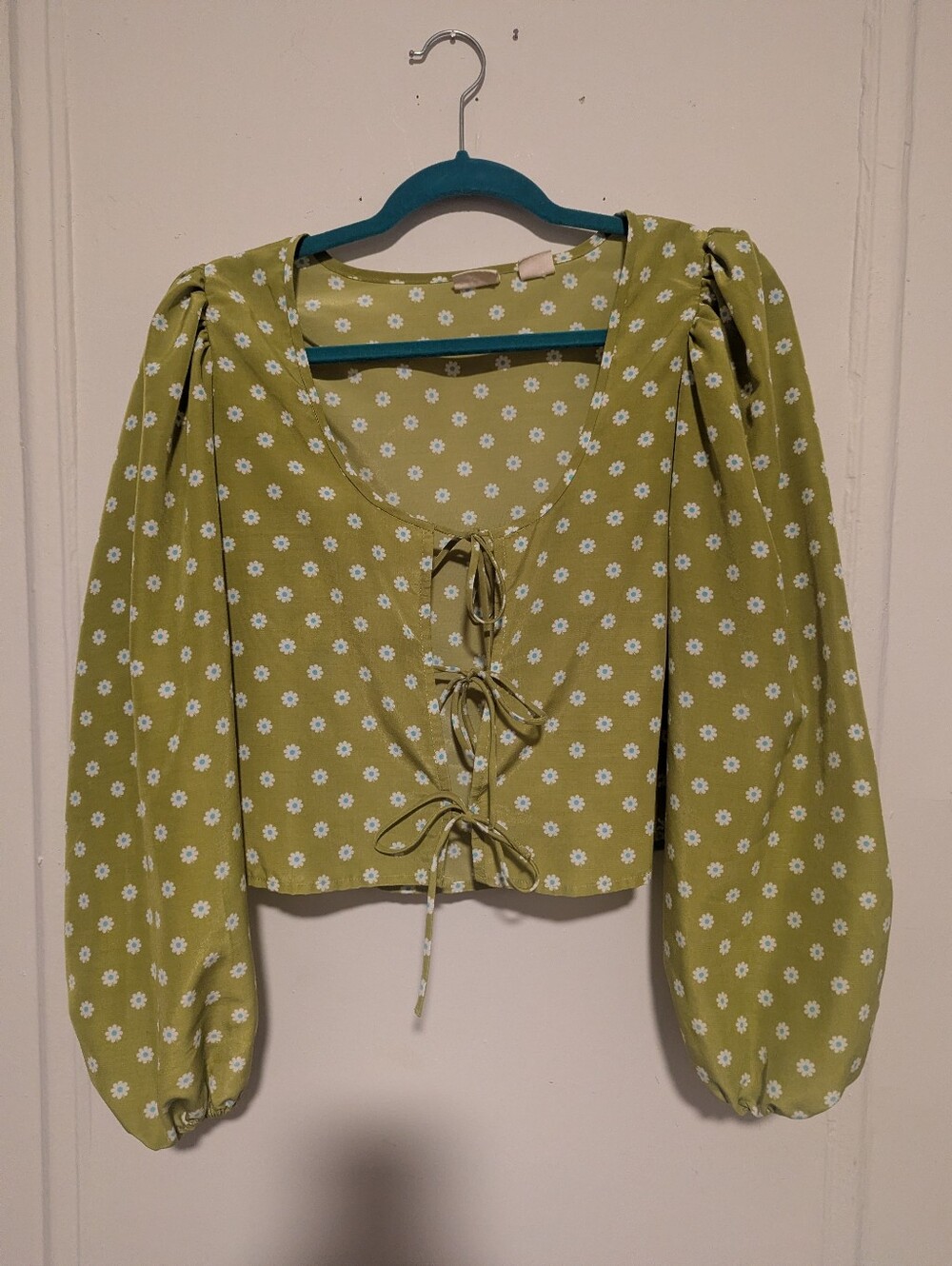 Levi's Olive Green Daisy Lace-Up Puff Sleeve Top